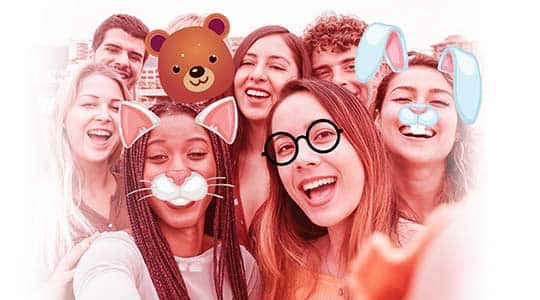 クリエイティブなフィルター、オーバーレイ、AR ステッカー